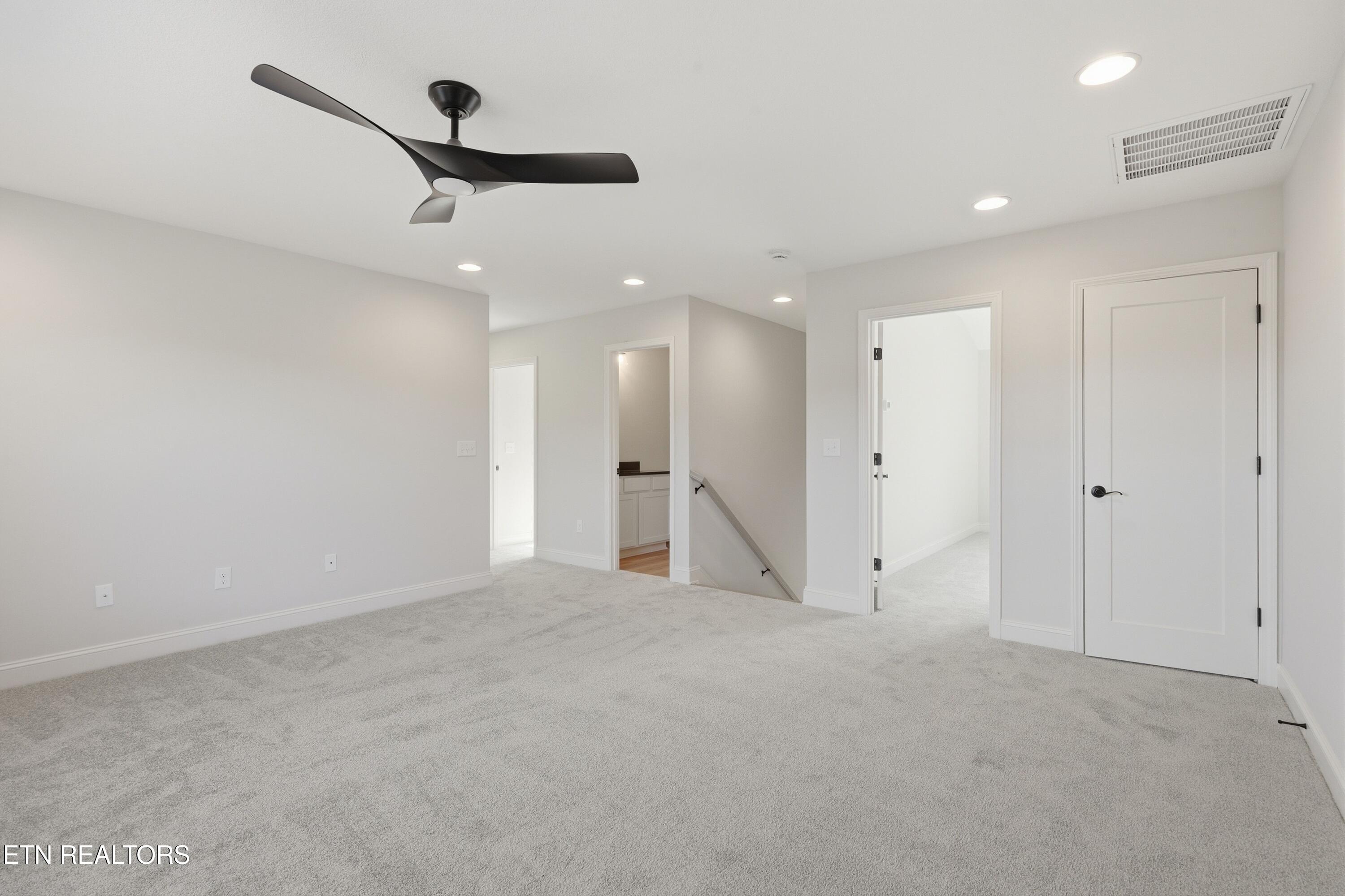2036 Hickory Reserve Road Knoxville, TN 37932 - Photo 13 of 18 Loft