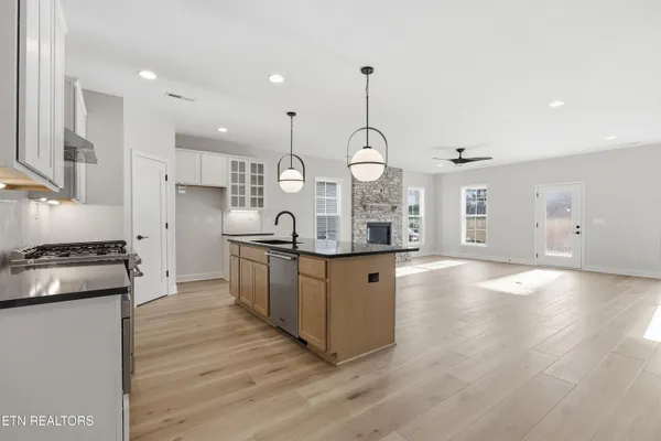 $573,826 | 2036 Hickory Reserve Road, Knoxville, TN 37932