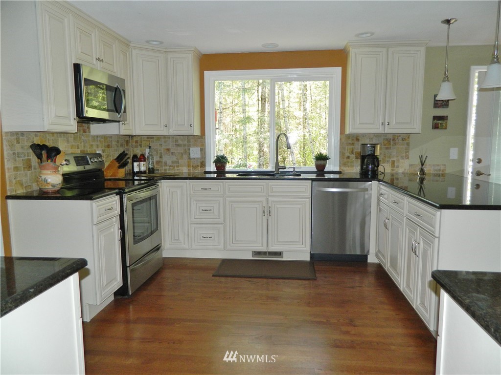 17112 Northwest Sunset Ridge Way Seabeck, WA 98380 - Photo 6 of 25 Gallery Image 6