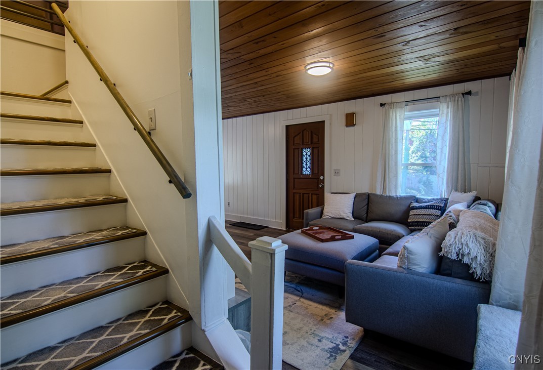 4596 Brickyard Falls Road Manlius, NY 13104 - Photo 17 of 30