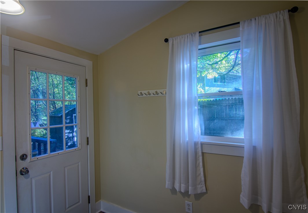 4596 Brickyard Falls Road Manlius, NY 13104 - Photo 23 of 30