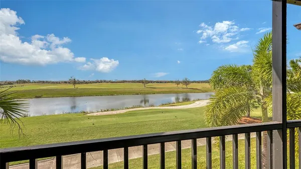 $4,500 | 5710 Palmer Circle, Unit 201, Bradenton, FL 34211