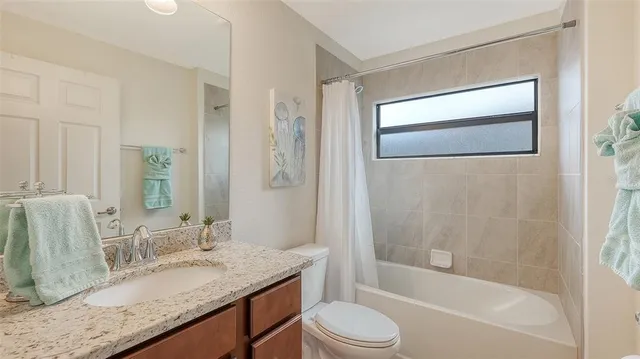 $4,500 | 5710 Palmer Circle, Unit 201, Bradenton, FL 34211