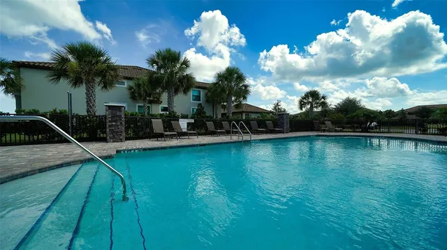 $4,500 | 5710 Palmer Circle, Unit 201, Bradenton, FL 34211