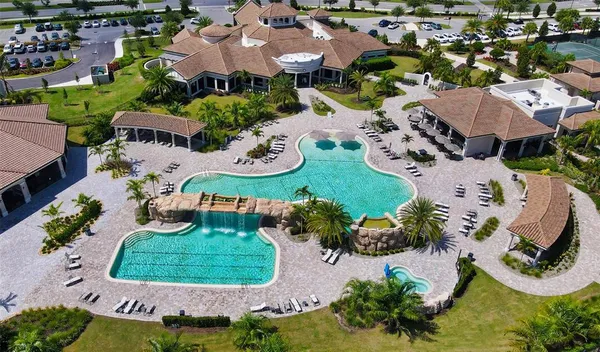 $4,500 | 5710 Palmer Circle, Unit 201, Bradenton, FL 34211