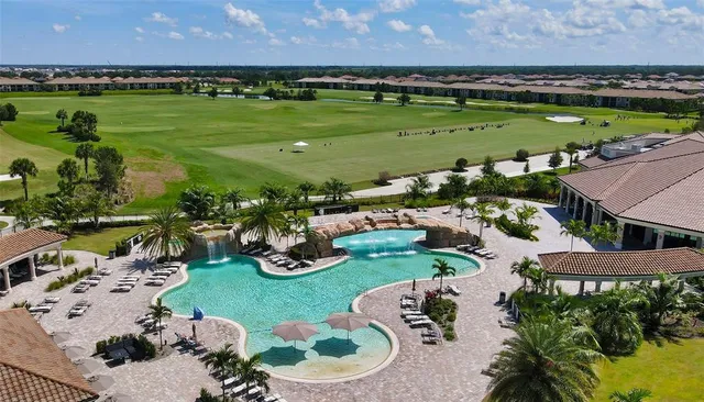 $4,500 | 5710 Palmer Circle, Unit 201, Bradenton, FL 34211