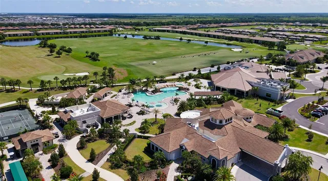 $4,500 | 5710 Palmer Circle, Unit 201, Bradenton, FL 34211