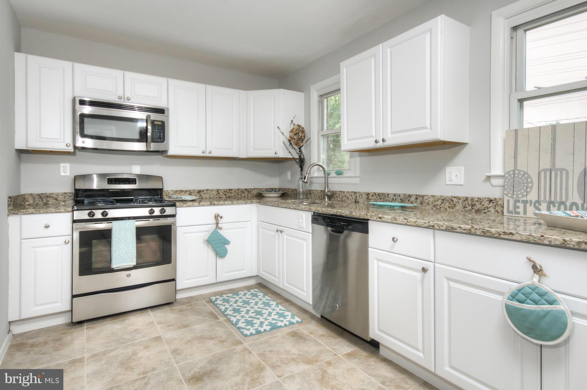 5641 Whitby Road Baltimore, MD 21206 - Photo 4 of 20 Kitchen
