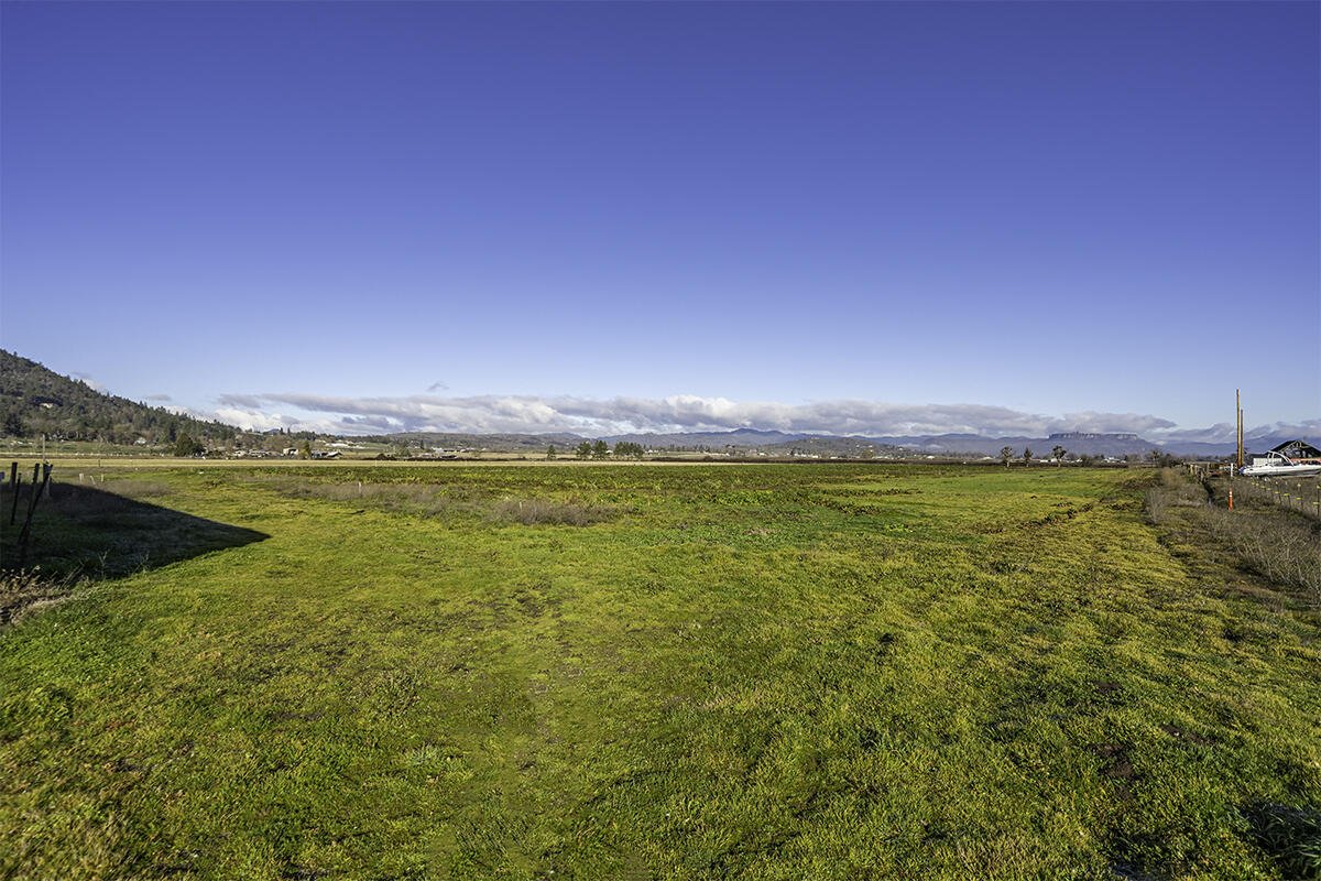 2982 Taylor Road Central Point, OR 97502 - Photo 55 of 56 50