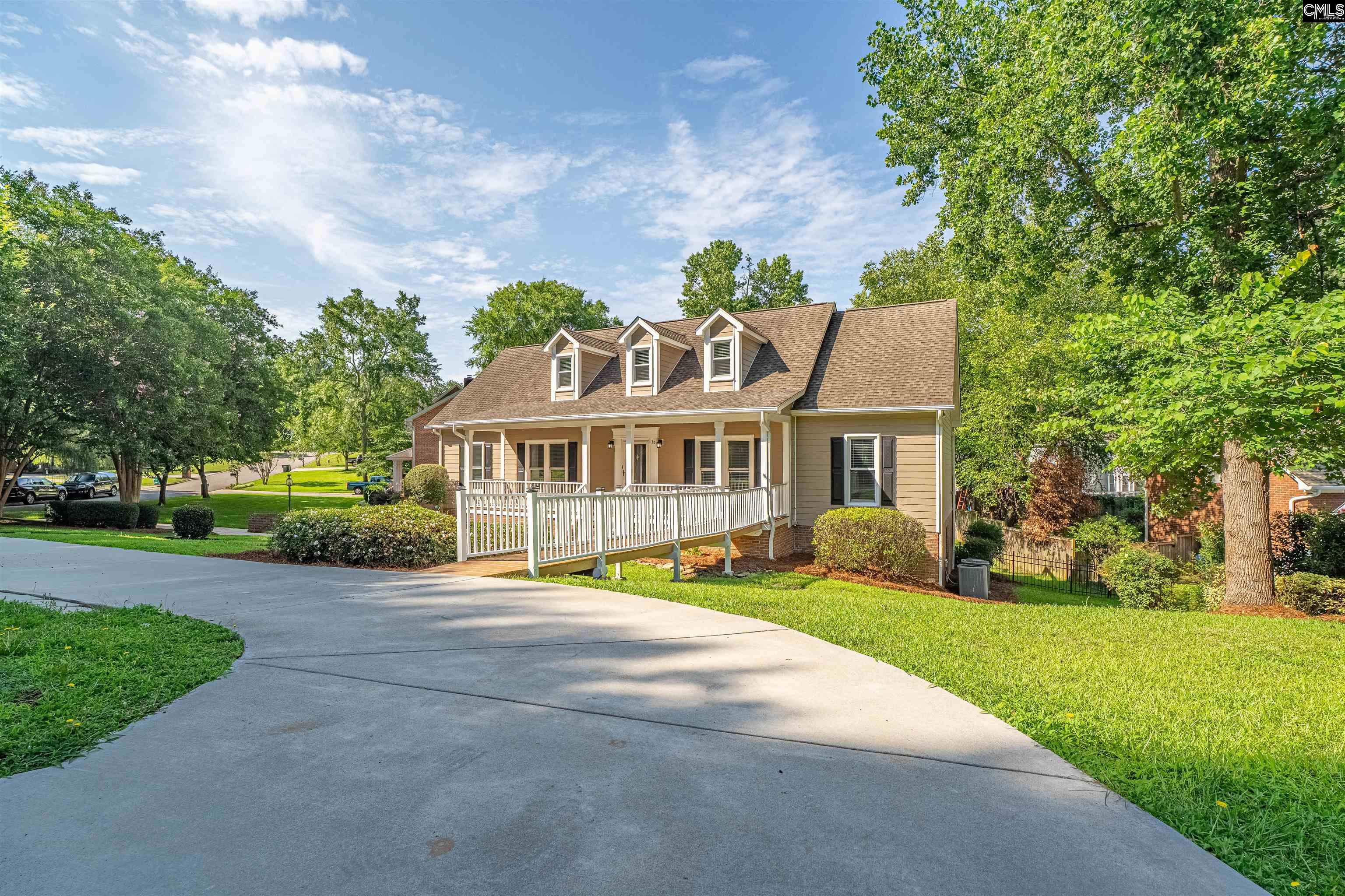 139 Walnut Lane Columbia, SC 29212 - Photo 2 of 57