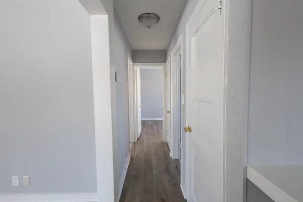 $2,100 | 1168 Lane Place, St. Paul, MN 55106