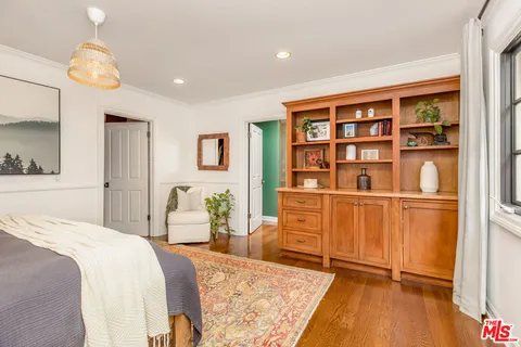 $1,150,000 | 5107 Colfax Avenue, Valley Village, CA 91607