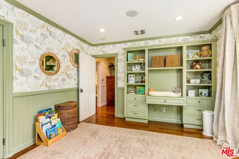 $1,150,000 | 5107 Colfax Avenue, Valley Village, CA 91607