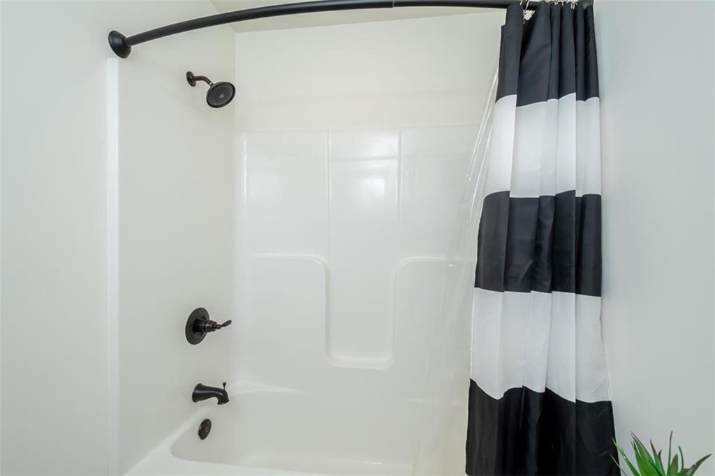 211 Harrison Street Pomona, KS 66076 - Photo 20 of 41