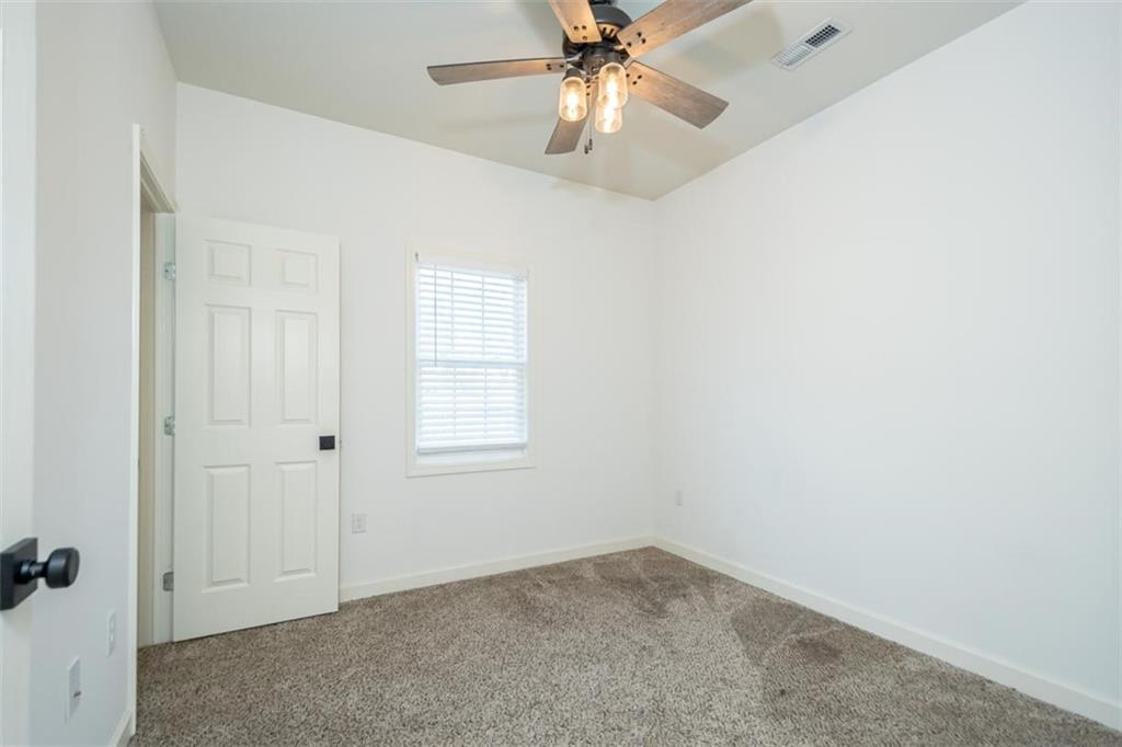 211 Harrison Street Pomona, KS 66076 - Photo 24 of 41