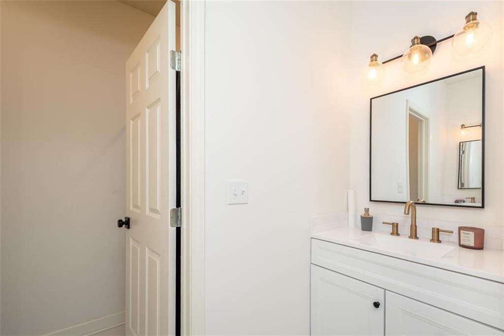 211 Harrison Street Pomona, KS 66076 - Photo 34 of 41