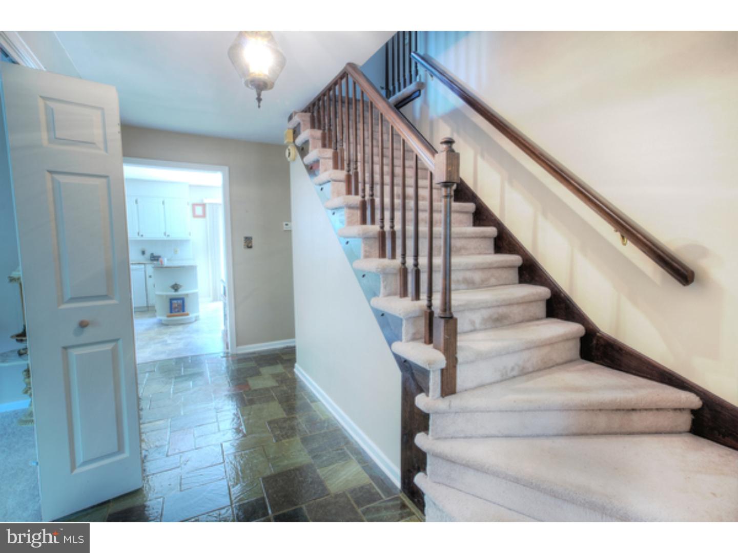 760 Reeceville Road Coatesville, PA 19320 - Photo 2 of 23 Foyer