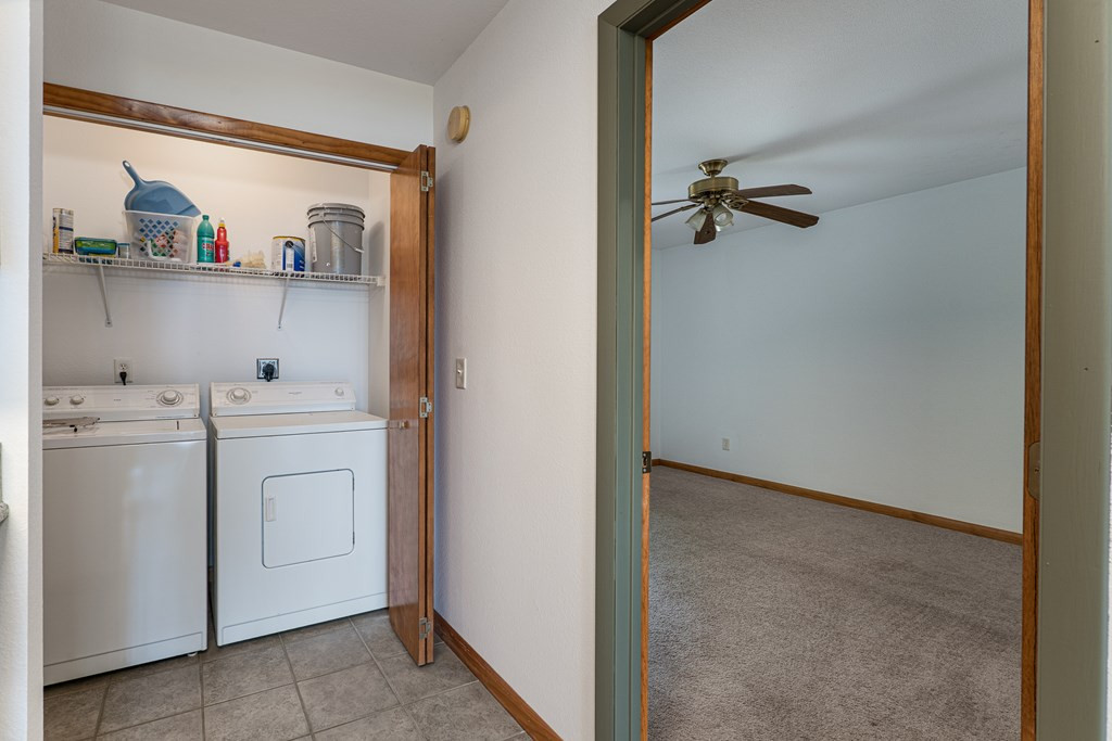 425 Boyd Ridge Drive Murphy, NC 28906 - Photo 13 of 41 W/D on main