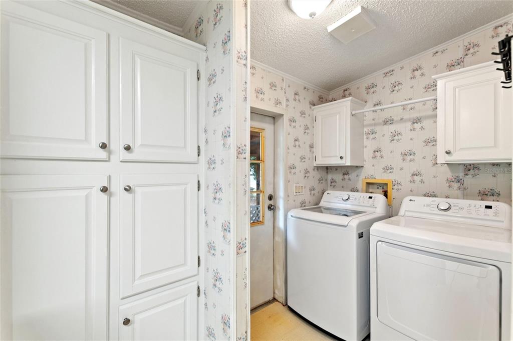 25 Crescent Ridge Road Davenport, FL 33837 - Photo 13 of 60 Gallery Image 13