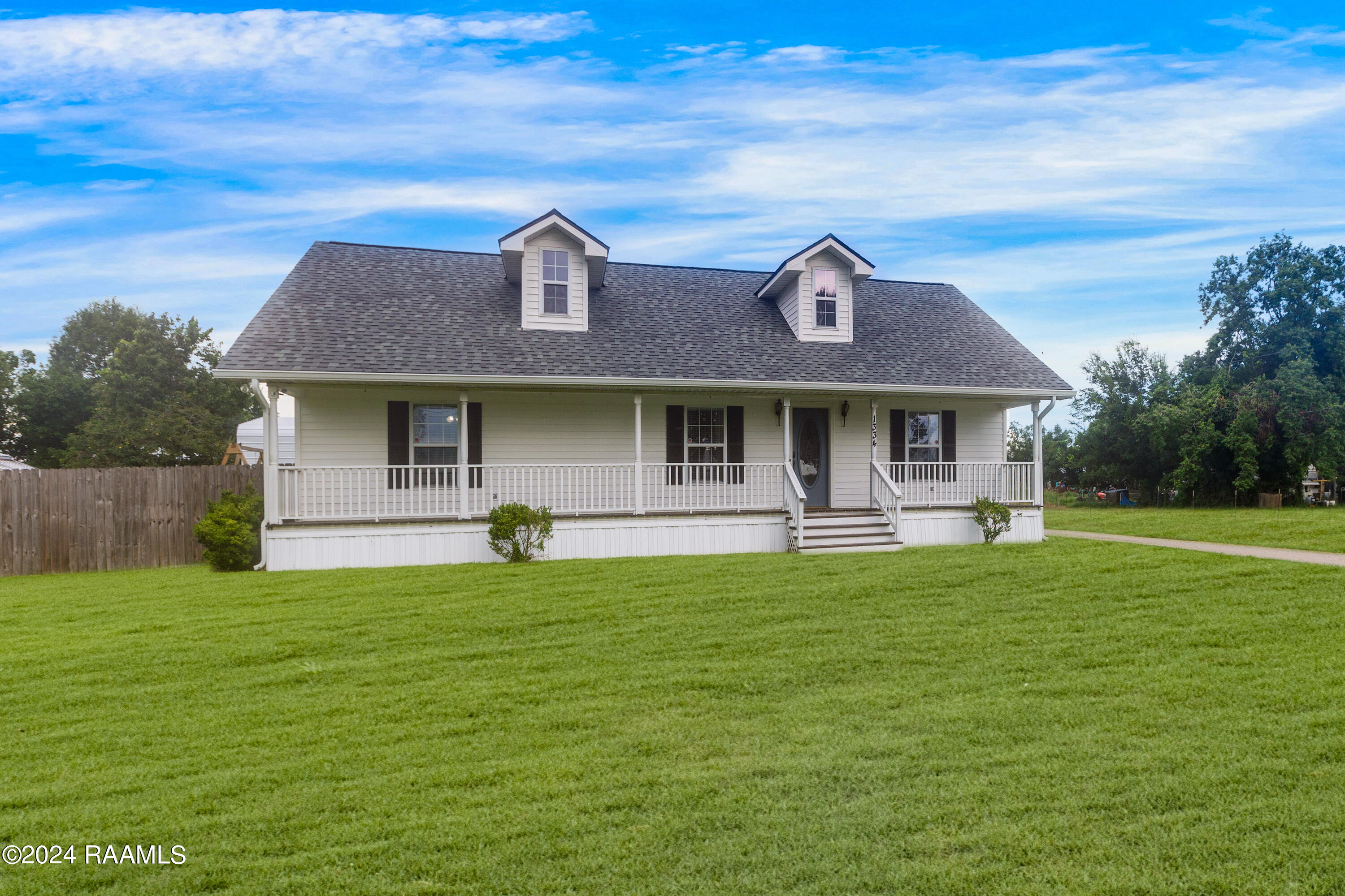 1334 Guillot Road Youngsville, LA 70592 - Photo 1 of 22 Gallery Image 1