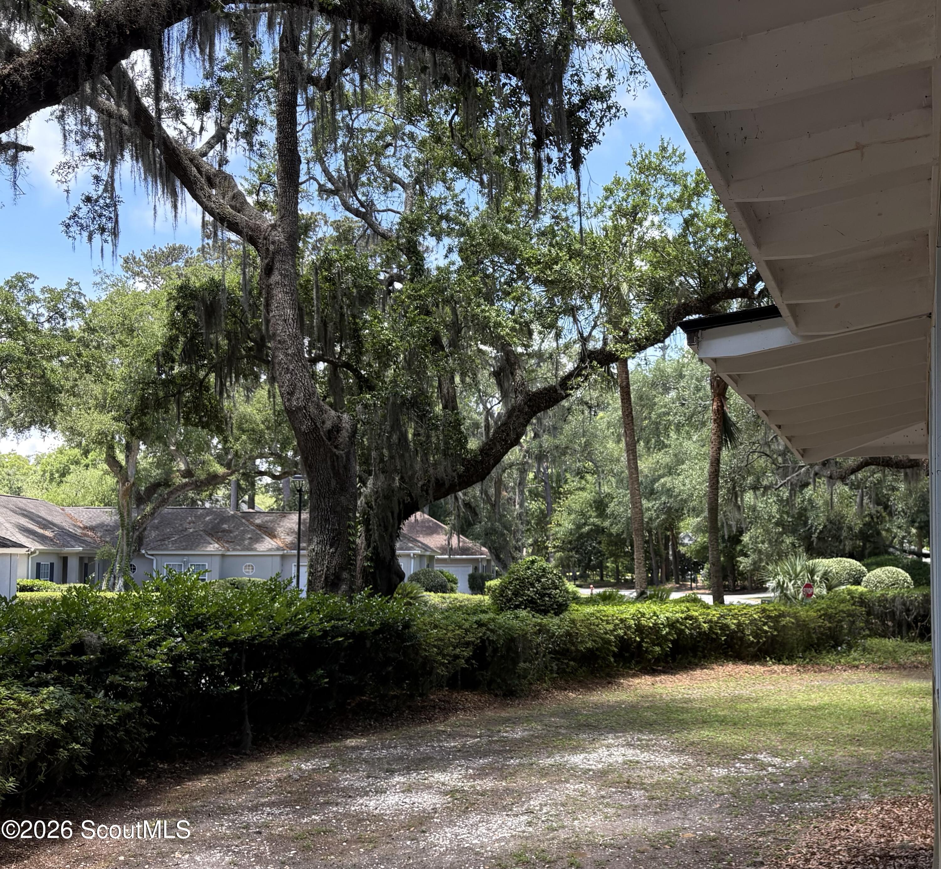 623 Executive Golf Villas Road St. Simons Island, GA 31522 - Photo 8 of 20 IMG_0028