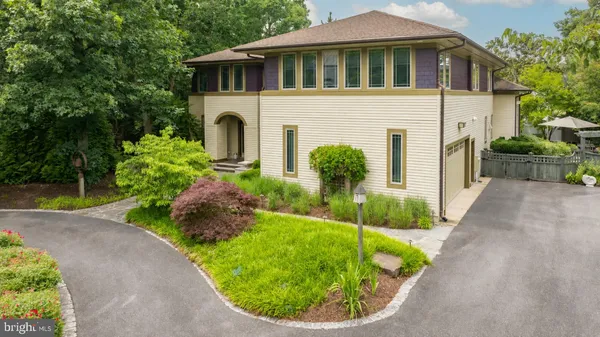 $2,699,000 | 29 Eleanor Lee Lane East, Rehoboth Beach, DE 19971