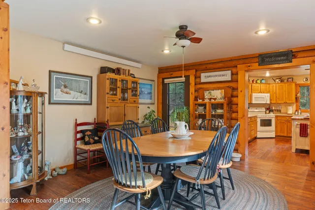 $799,000 | 281 Pine Street, Alpine, WY 83128