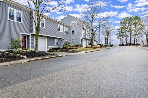 $449,900 | 1 Halsey Way, Unit 1C, Salem, MA 01970