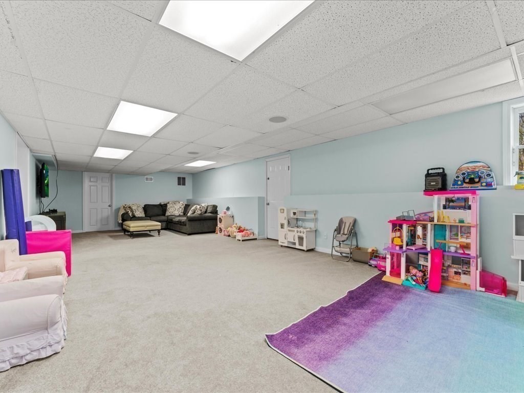 4 Edson Road Natick, MA 01760 - Photo 34 of 36 Gallery Image 34