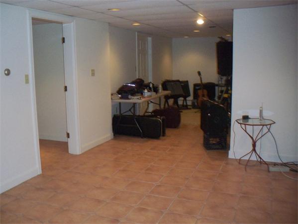 3 Ruggles Pond Road Westborough, MA 01581 - Photo 23 of 25 Gallery Image 23