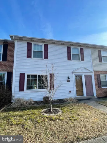 $1,895 | 5400 B Oxford Drive, Mechanicsburg, PA 17055