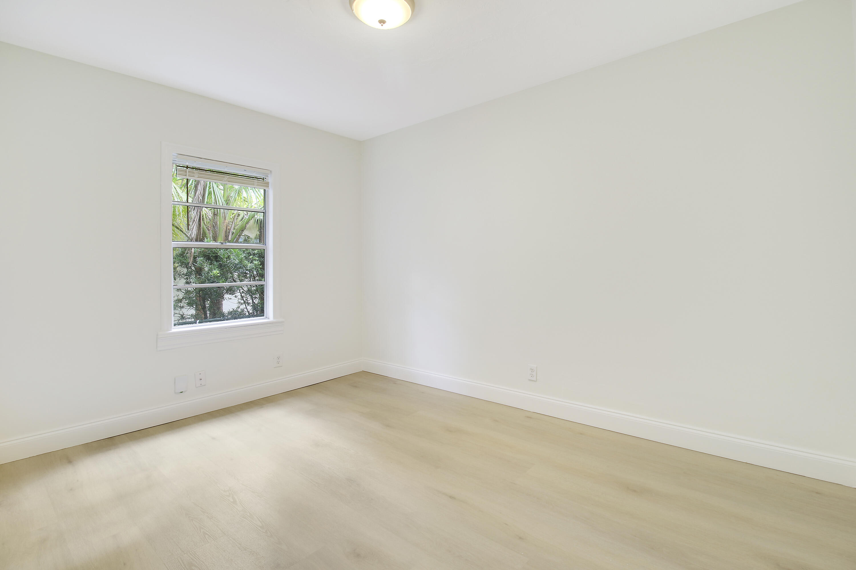 848 Upland Road West Palm Beach, FL 33401 - Photo 12 of 49 Unit 1