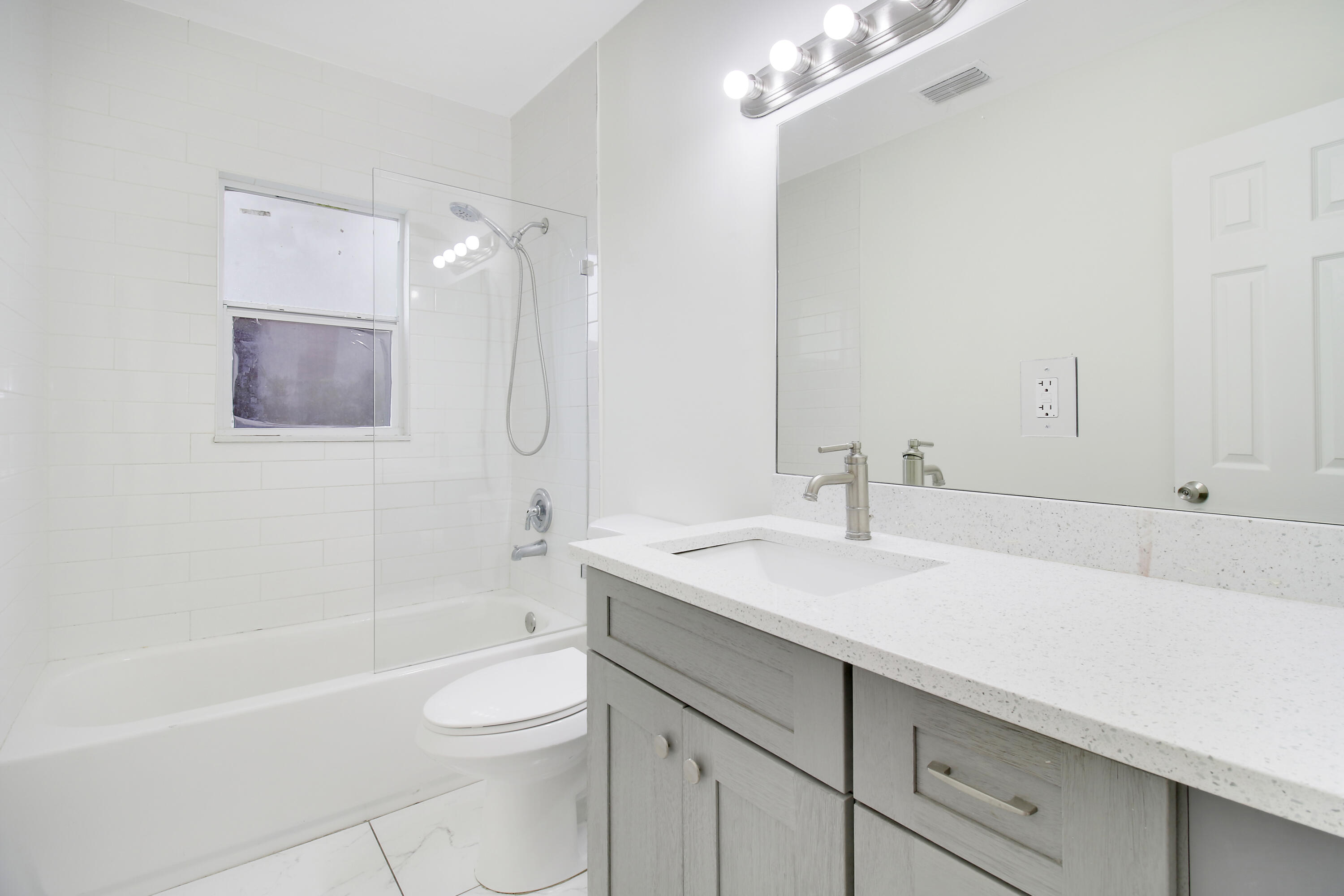 848 Upland Road West Palm Beach, FL 33401 - Photo 14 of 49 Unit 1