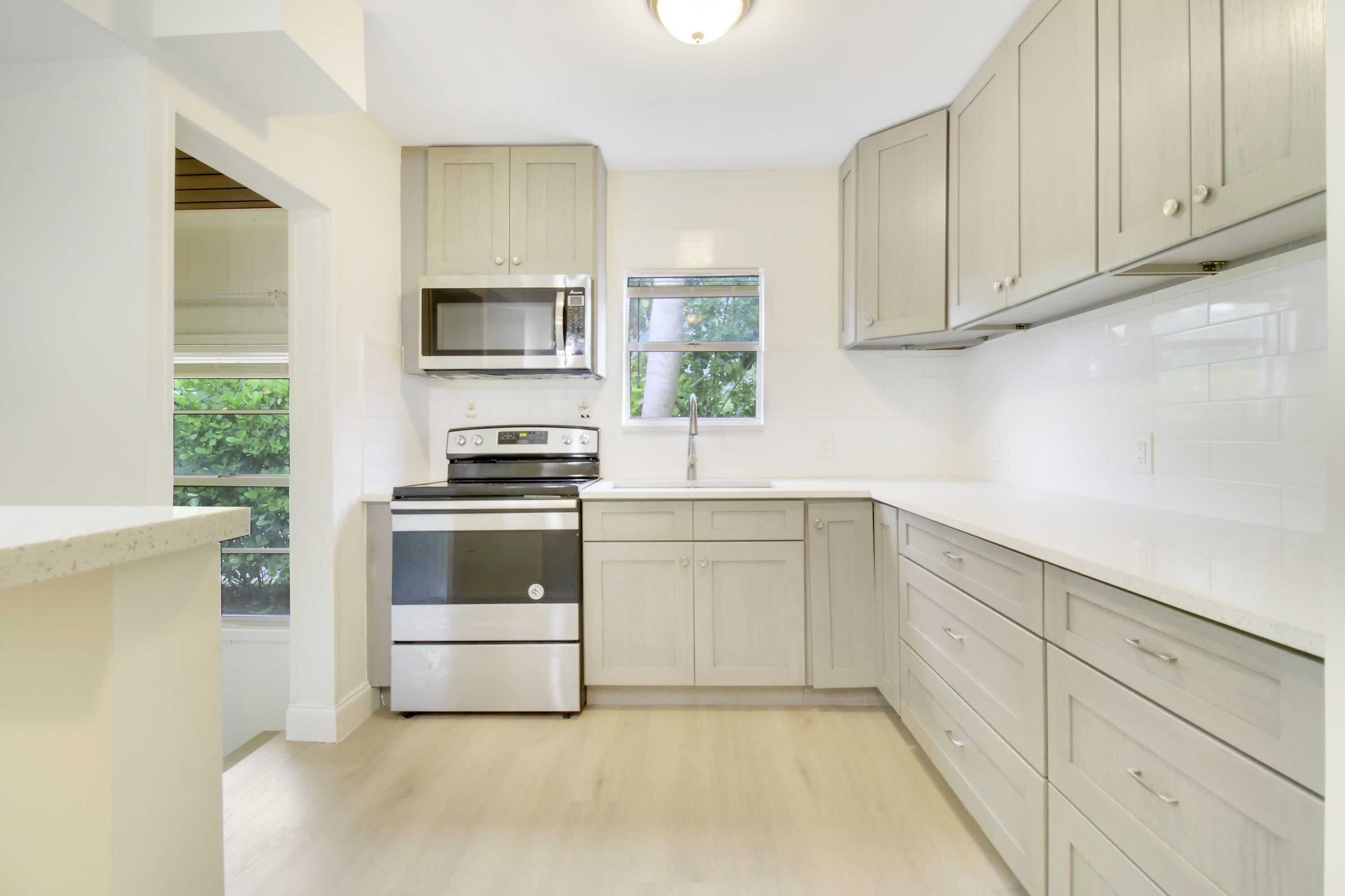 848 Upland Road West Palm Beach, FL 33401 - Photo 2 of 49 Unit 1