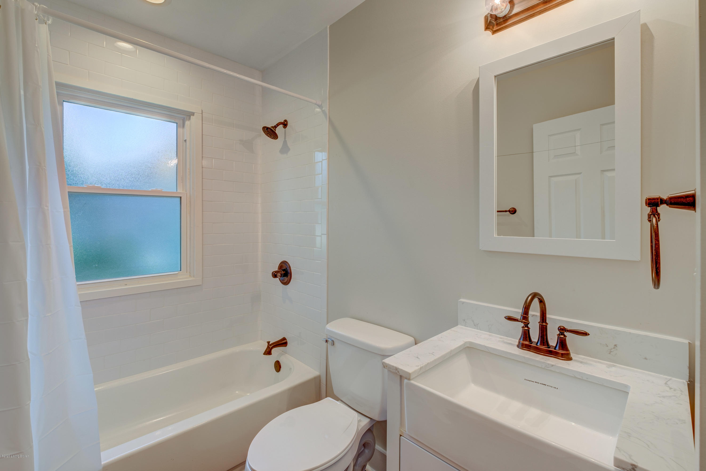 6704 Rutledge Road Louisville, KY 40258 - Photo 20 of 35 6704RutledgeRd-21