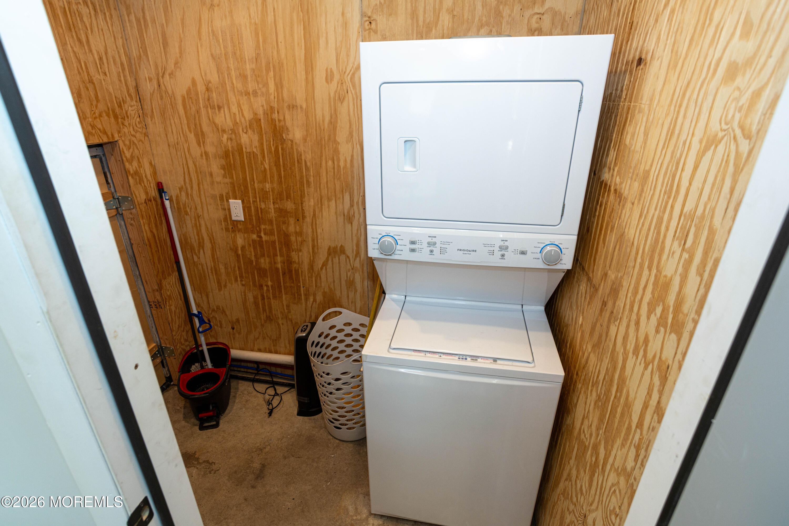 17 George Road Toms River, NJ 08753 - Photo 24 of 30 0024