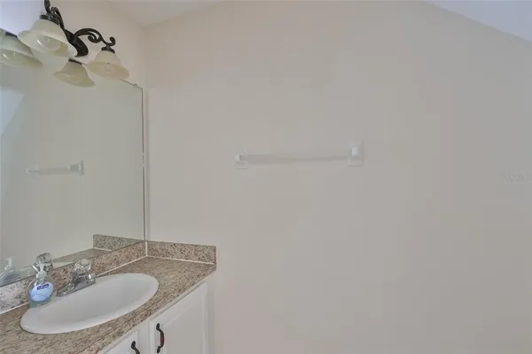 $2,500 | 15843 Fishhawk View Drive, Lithia, FL 33547