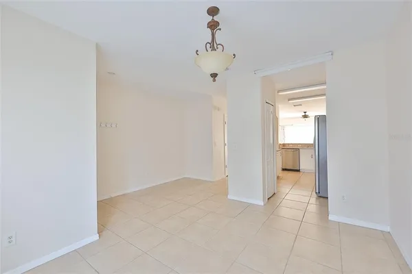 $2,500 | 15843 Fishhawk View Drive, Lithia, FL 33547