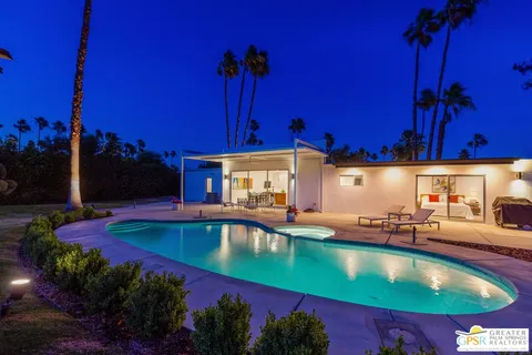 $1,095,000 | 541 North Cantera Circle, Palm Springs, CA 92262