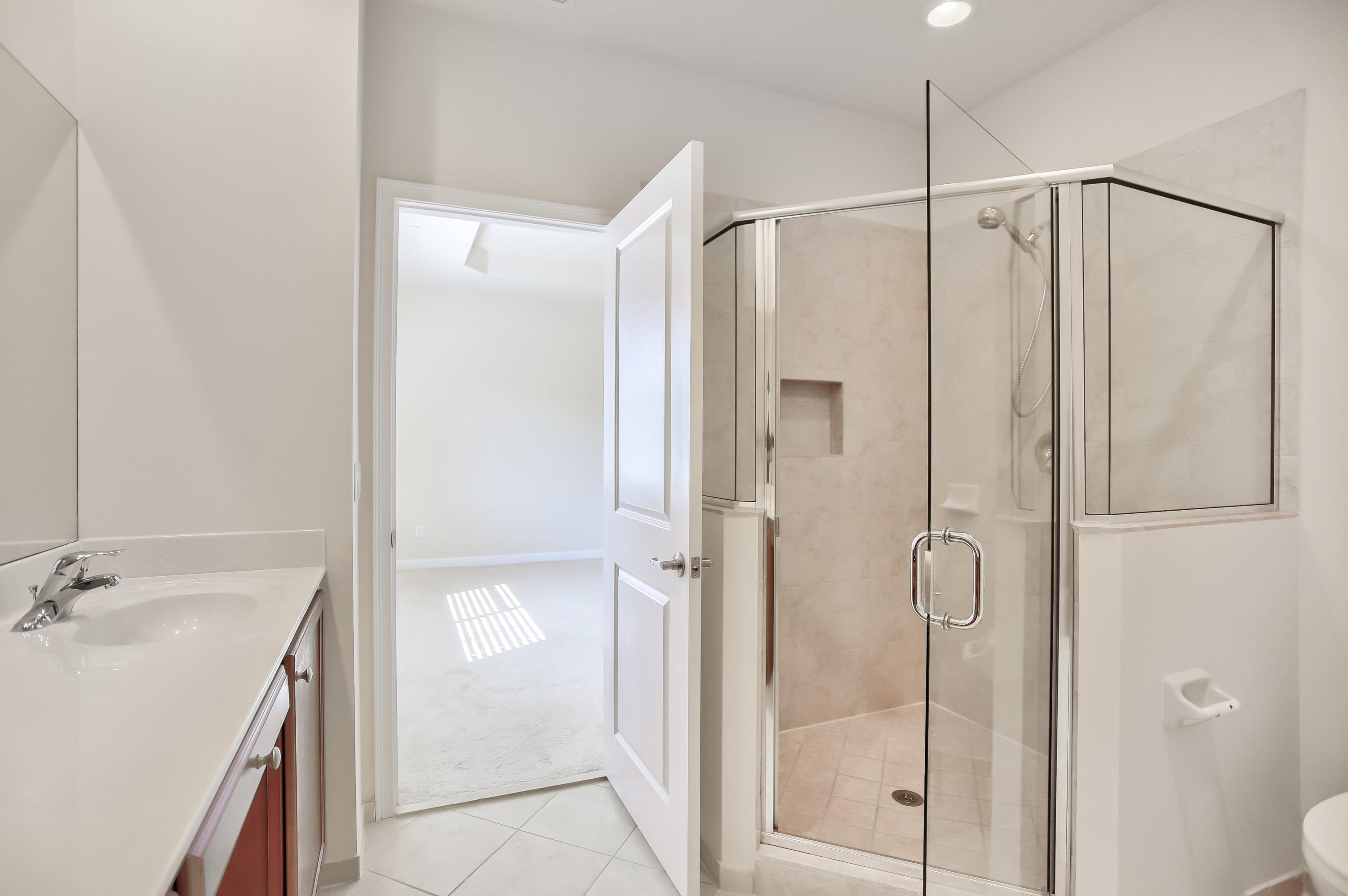 48 Northwest Hawthorne Place Boca Raton, FL 33432 - Photo 12 of 38 IMG_8838_39_40_41_42