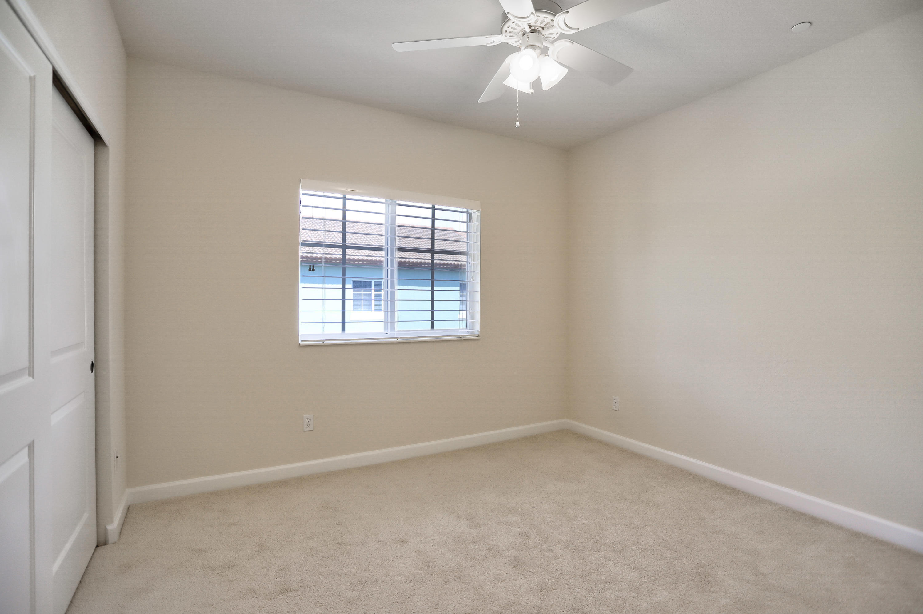 48 Northwest Hawthorne Place Boca Raton, FL 33432 - Photo 14 of 38 IMG_8853_4_5_6_7