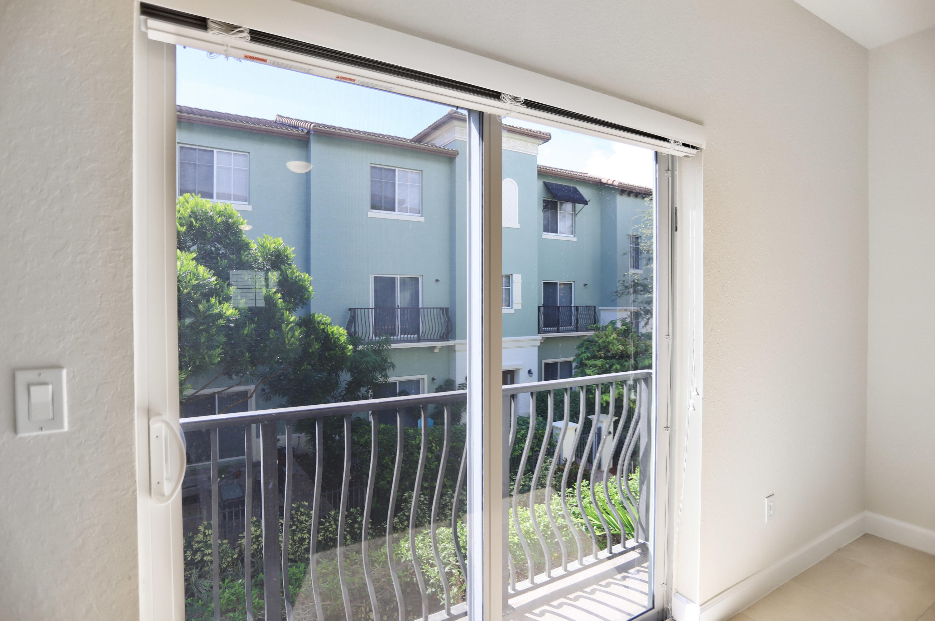 48 Northwest Hawthorne Place Boca Raton, FL 33432 - Photo 29 of 38 IMG_8928_29_30_31_32