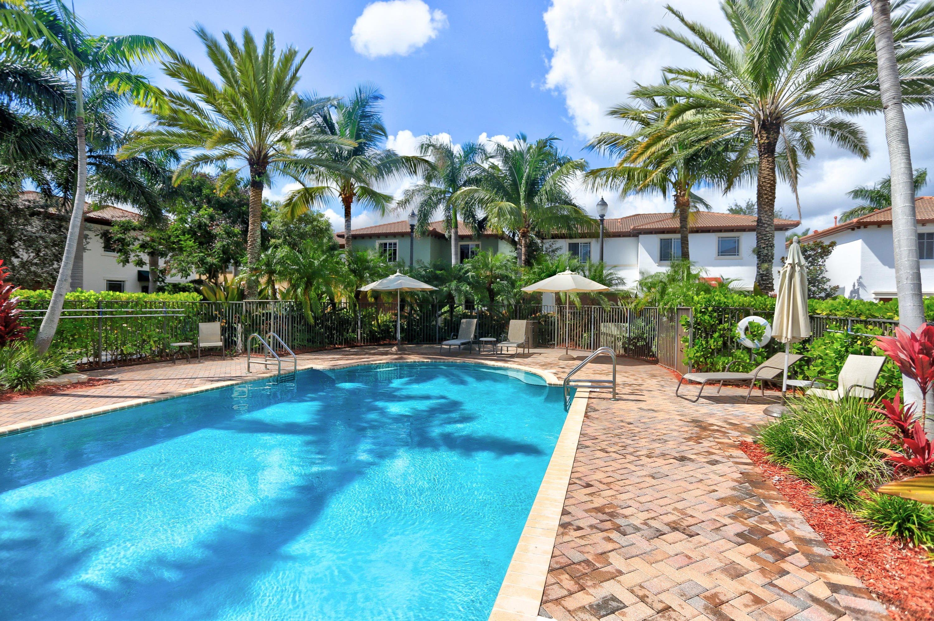 48 Northwest Hawthorne Place Boca Raton, FL 33432 - Photo 38 of 38 IMG_8973_4_5_6_7