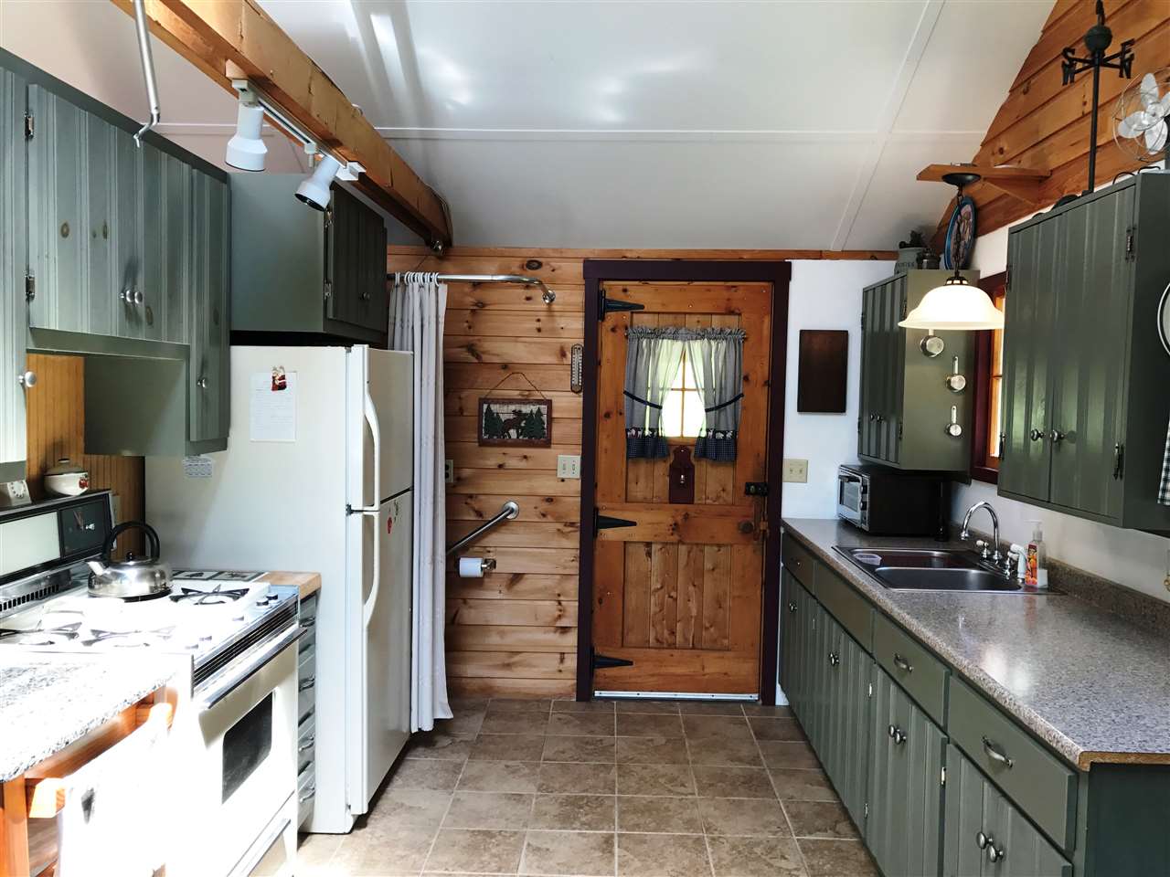 1255 Presby Road Lisbon, NH 03585 - Photo 4 of 40
