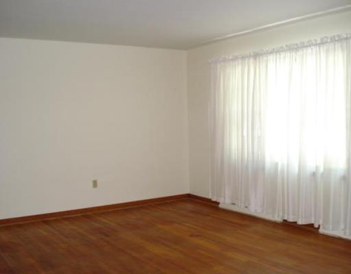 3326 Derr Road Springfield, OH 45503 - Photo 4 of 16 Gallery Image 4