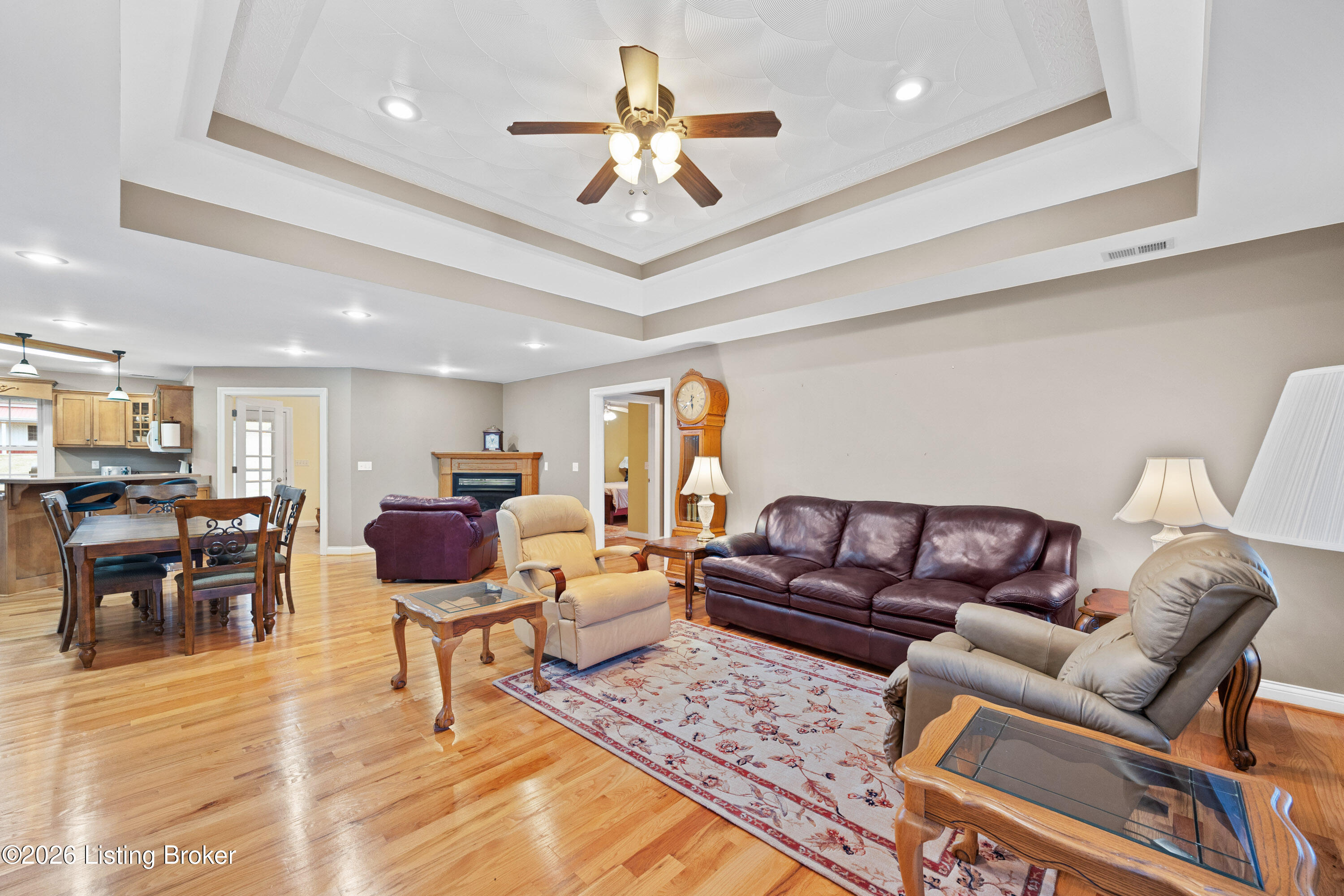 1936 Valley Hill Road Springfield, KY 40069 - Photo 4 of 38 008