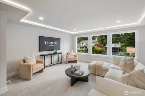 $3,695,990 | 12127 Northeast 65th Street, Kirkland, WA 98033