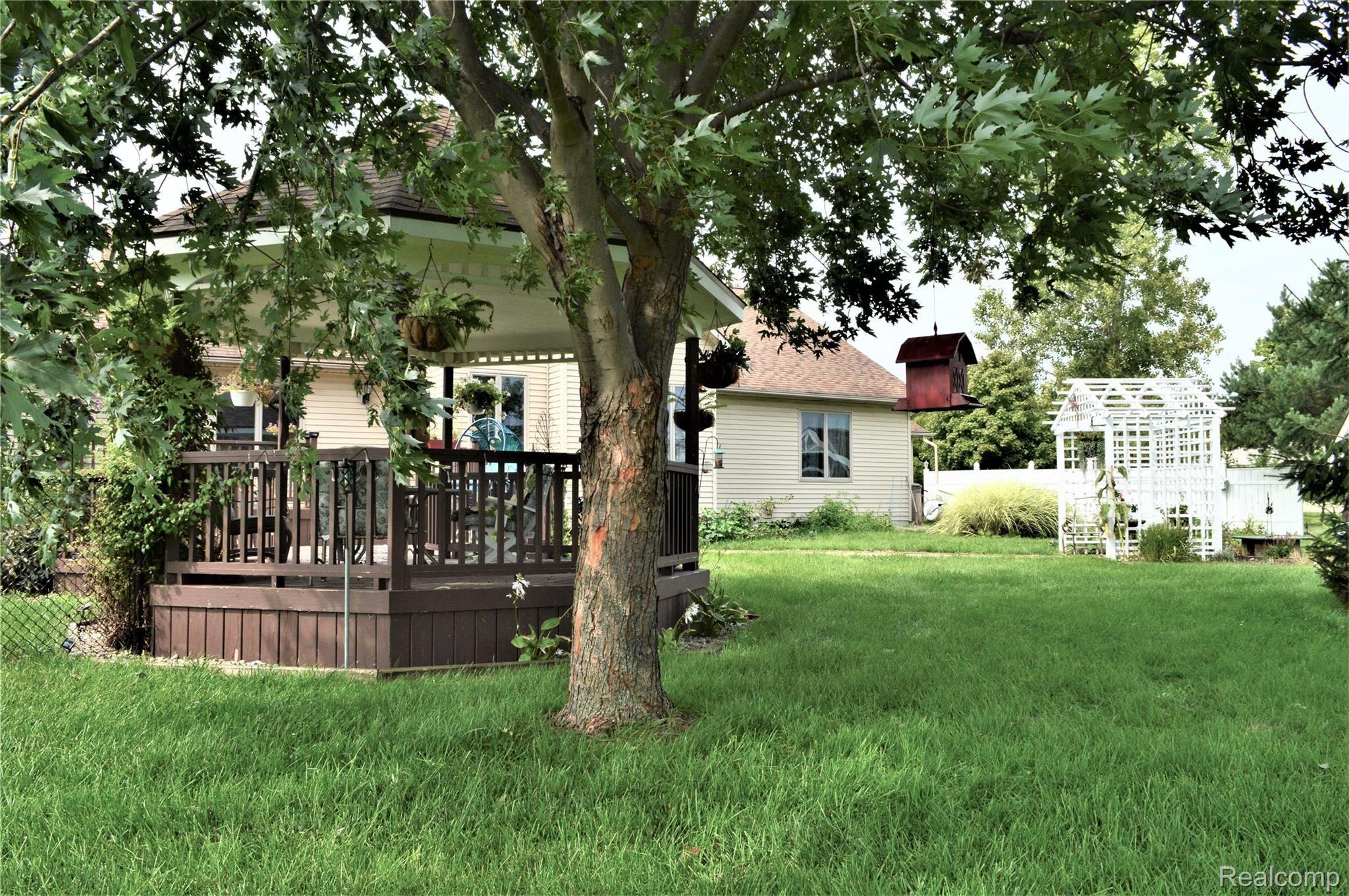 8135 Duffield Road Gaines, MI 48436 - Photo 2 of 41 DSC_0017 (2).JPG