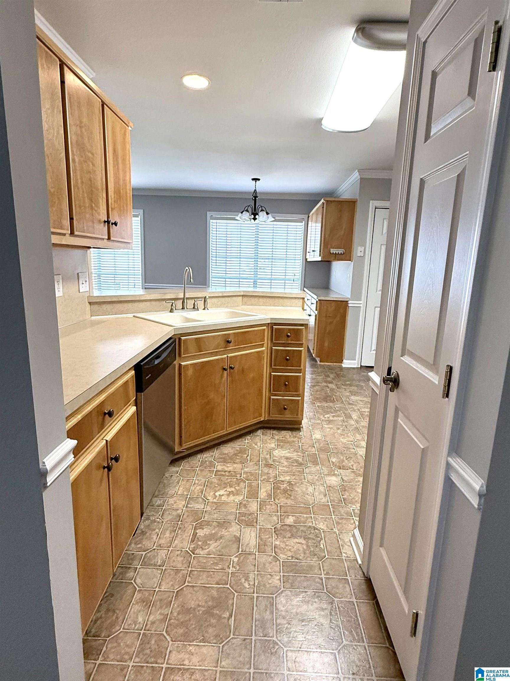 134 Spring Street Calera, AL 35040 - Photo 16 of 41