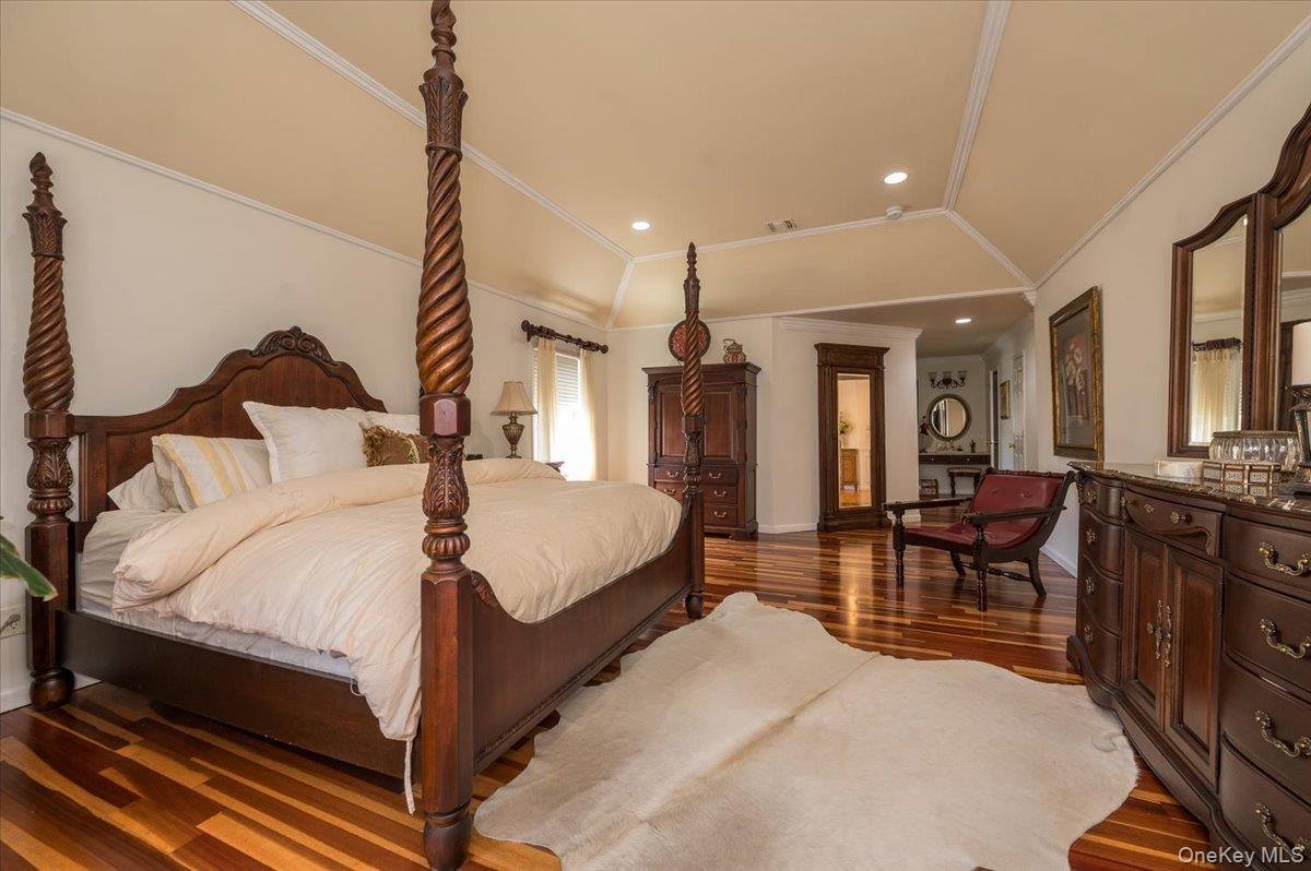 129 Round Swamp Road Huntington, NY 11743 - Photo 24 of 50 Bedroom suite with enough area for seating and two walk-in closets.